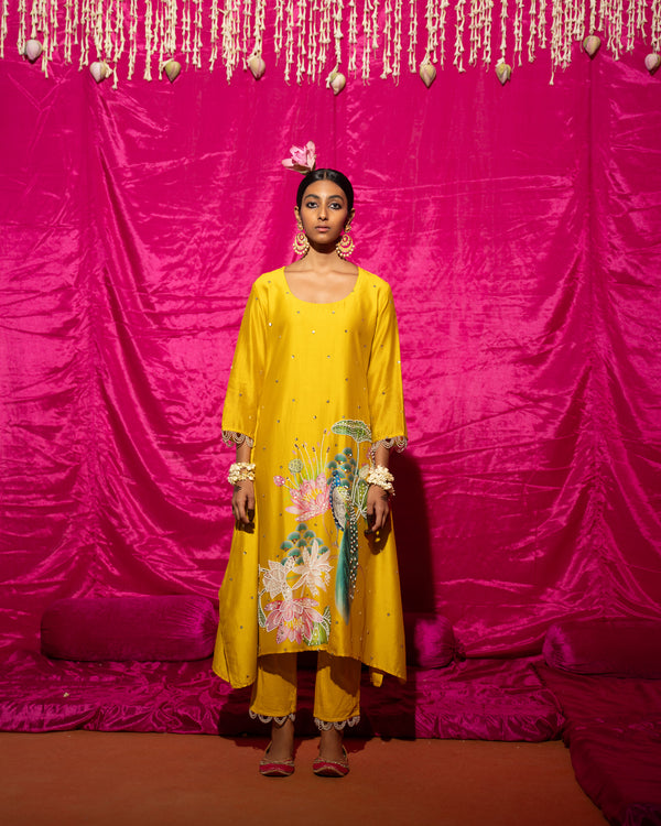 Bhādõ- Yellow Printed A-Line Kurta- Set of 3