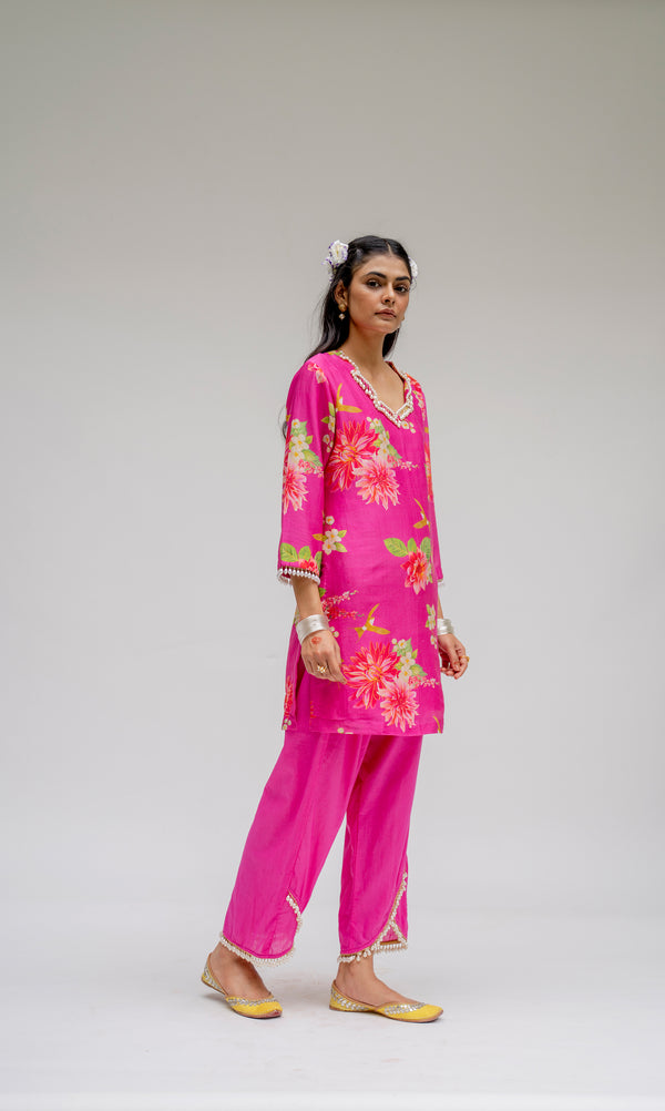 Baagh- Pink Printed Short Kurta - Set of 2