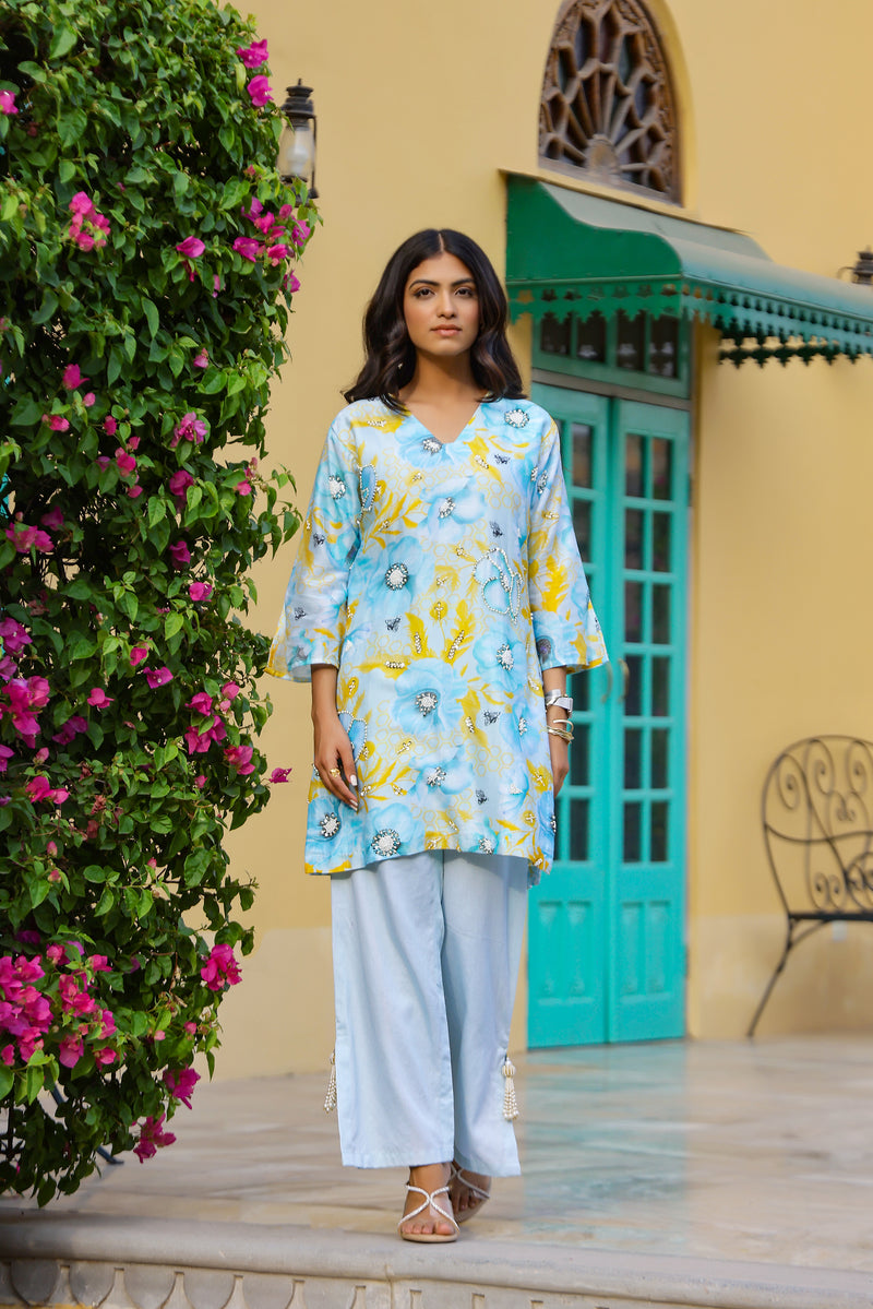 Ankita Raghav in Garden- Blue Printed Short Kurta Set