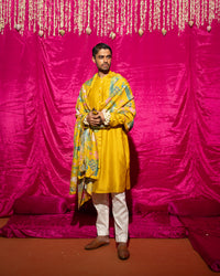 Bhādõ- Yellow Printed Kurta Set