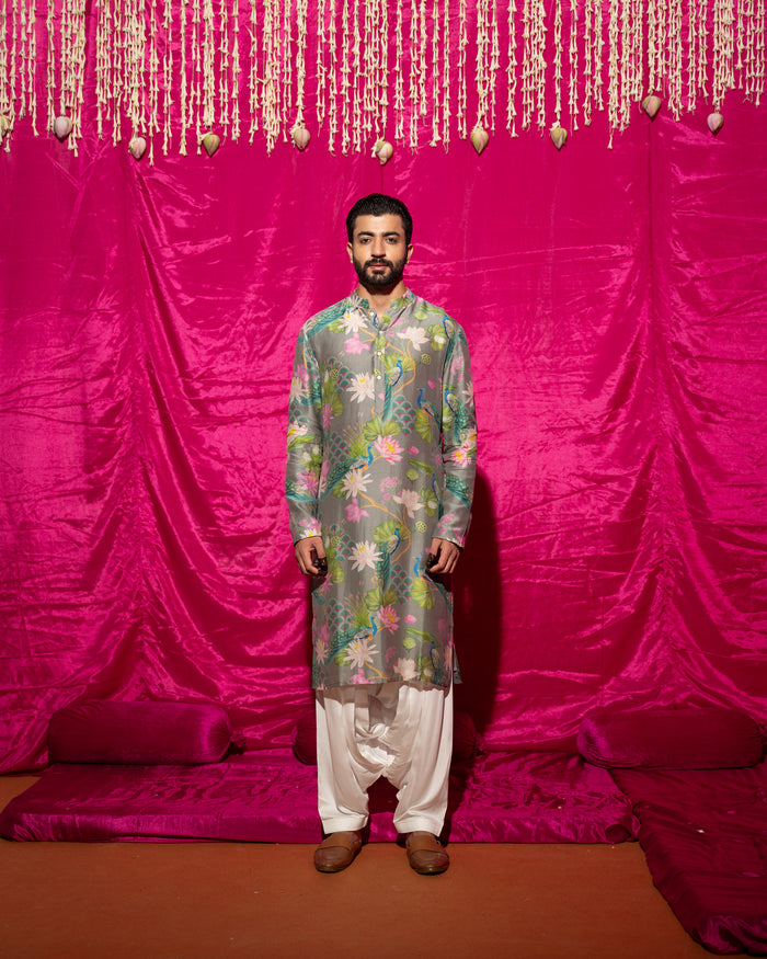 Bhādõ- Grey Printed Kurta Set