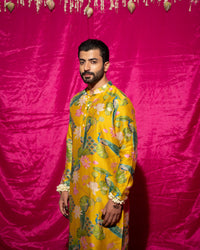 Prithvi Khakhar in Bhādõ- Yellow Printed Kurta Set