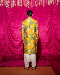 Prithvi Khakhar in Bhādõ- Yellow Printed Kurta Set