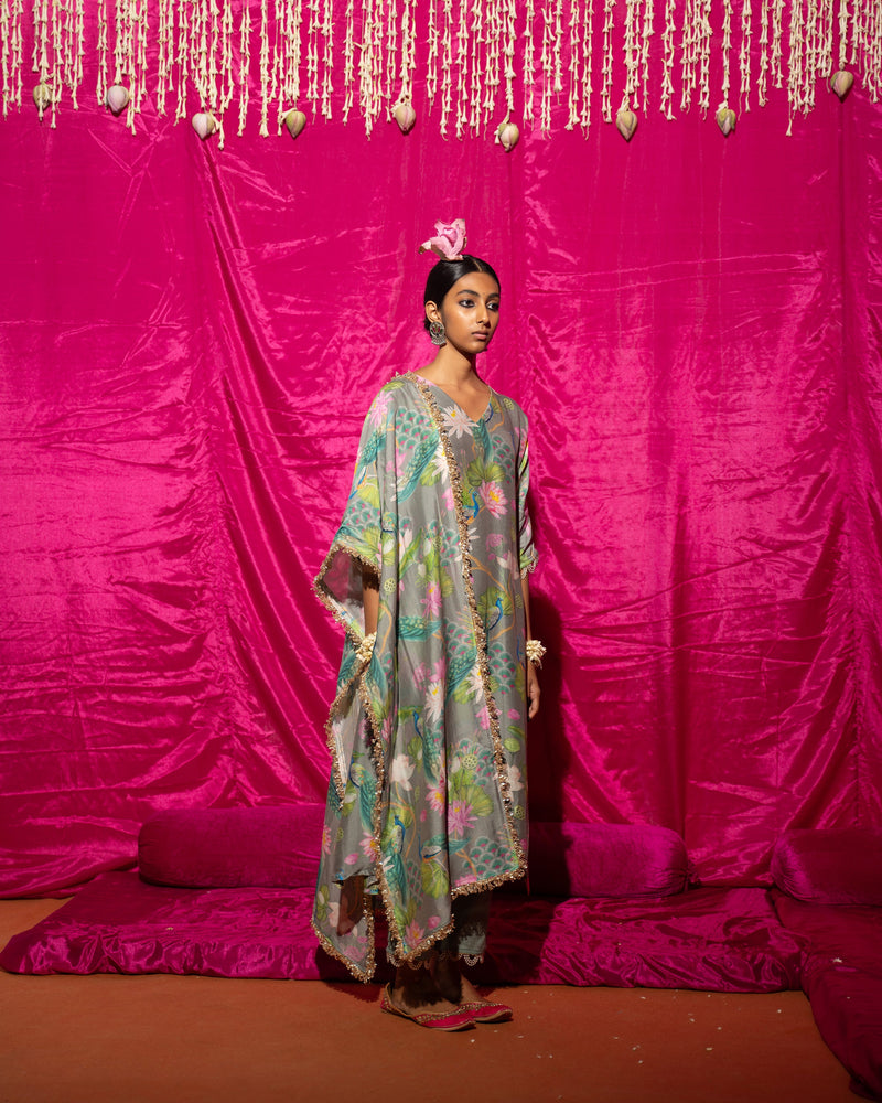 Bhādõ- Grey Printed Kurta- Set of 3