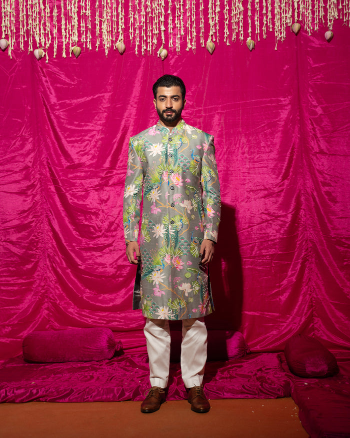 Bhādõ- Grey Sherwani Set