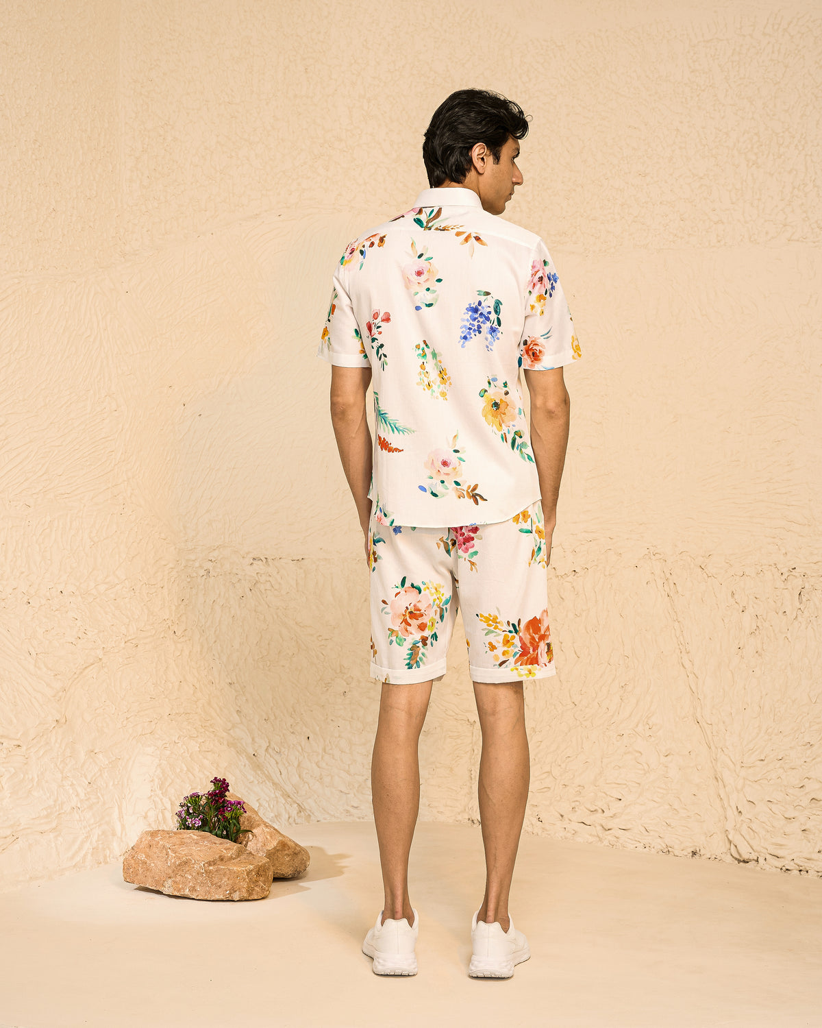 Tropical Men - White Printed Shorts