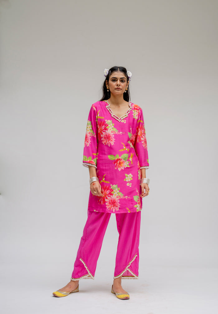 Baagh- Pink Printed Short Kurta - Set of 2