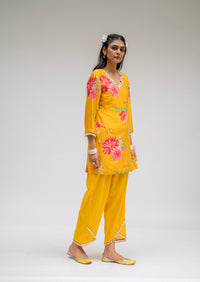 Baagh- Yellow Printed Short Kurta - Set of 2