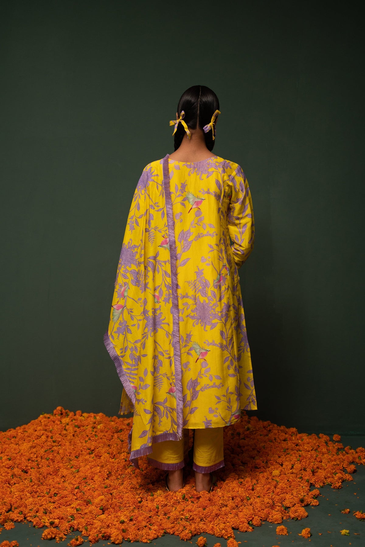 Dhriti Mehra in Masakali- Yellow Printed Kurta  - Set of 3